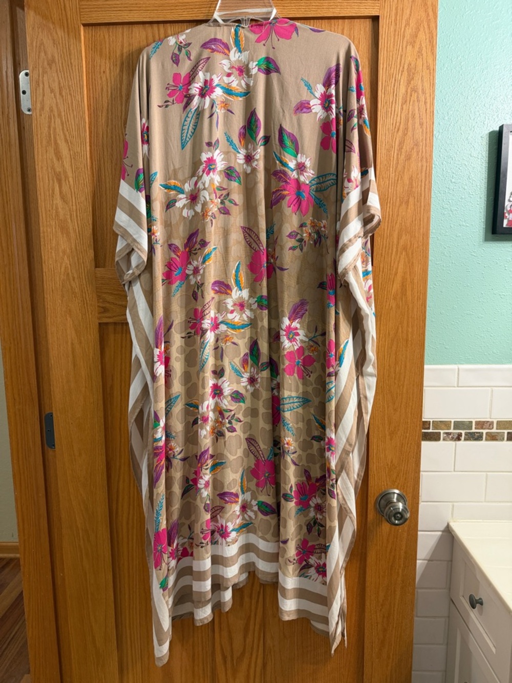 Steve Madden Taupe Floral Kimono with Hot Pink Accents - Picture 5 of 5